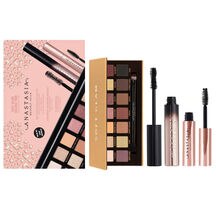 SOFT GLAM DELUXE TRIO KIT (SET DE PALETA, M&Aacute;SCARA DE PESTA&Ntilde;AS Y GEL PARA CEJAS)