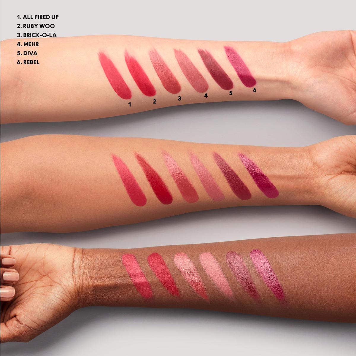 THE ULTIMATE TRICK MINI LIPSTICK X 12 VAULT (SET DE LABIOS)