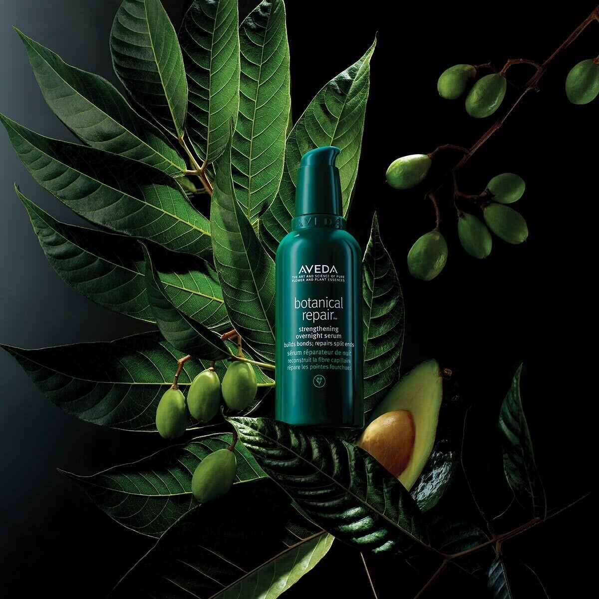 BOTANICAL REPAIR STRENGTHENING OVERNIGHT SERUM (SUERO FORTALECEDOR NOCTURNO)