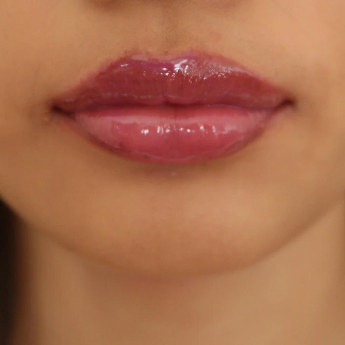 Clean Glossy Lip Oil (Brillo de Labios)