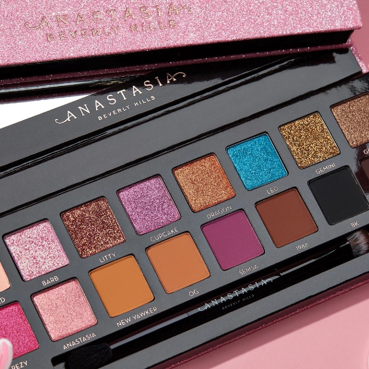 PALETTE AMREZY (PALETA DE SOMBRAS PARA OJOS)