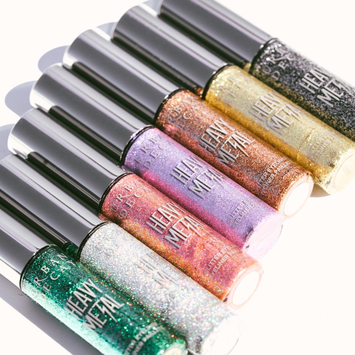 HEAVY METAL GLITTER EYELINER (DELINEADOR L&Iacute;QUIDO)