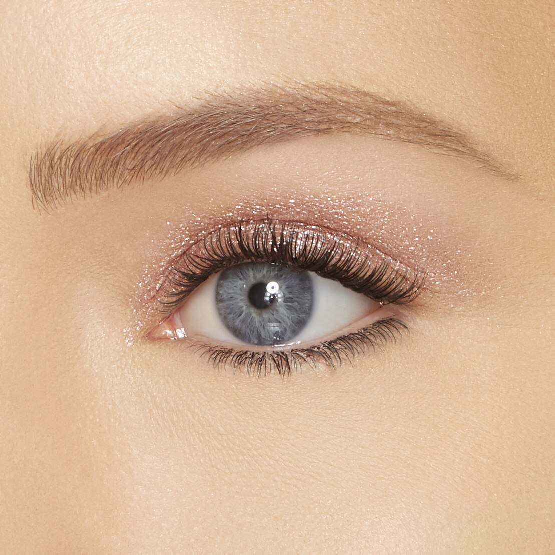 CRYSTAL WHIPS LONG-WEARING SHIMMERING EYE SHADOW VEIL (SOBRAS DE OJOS L&Iacute;QUIDA)