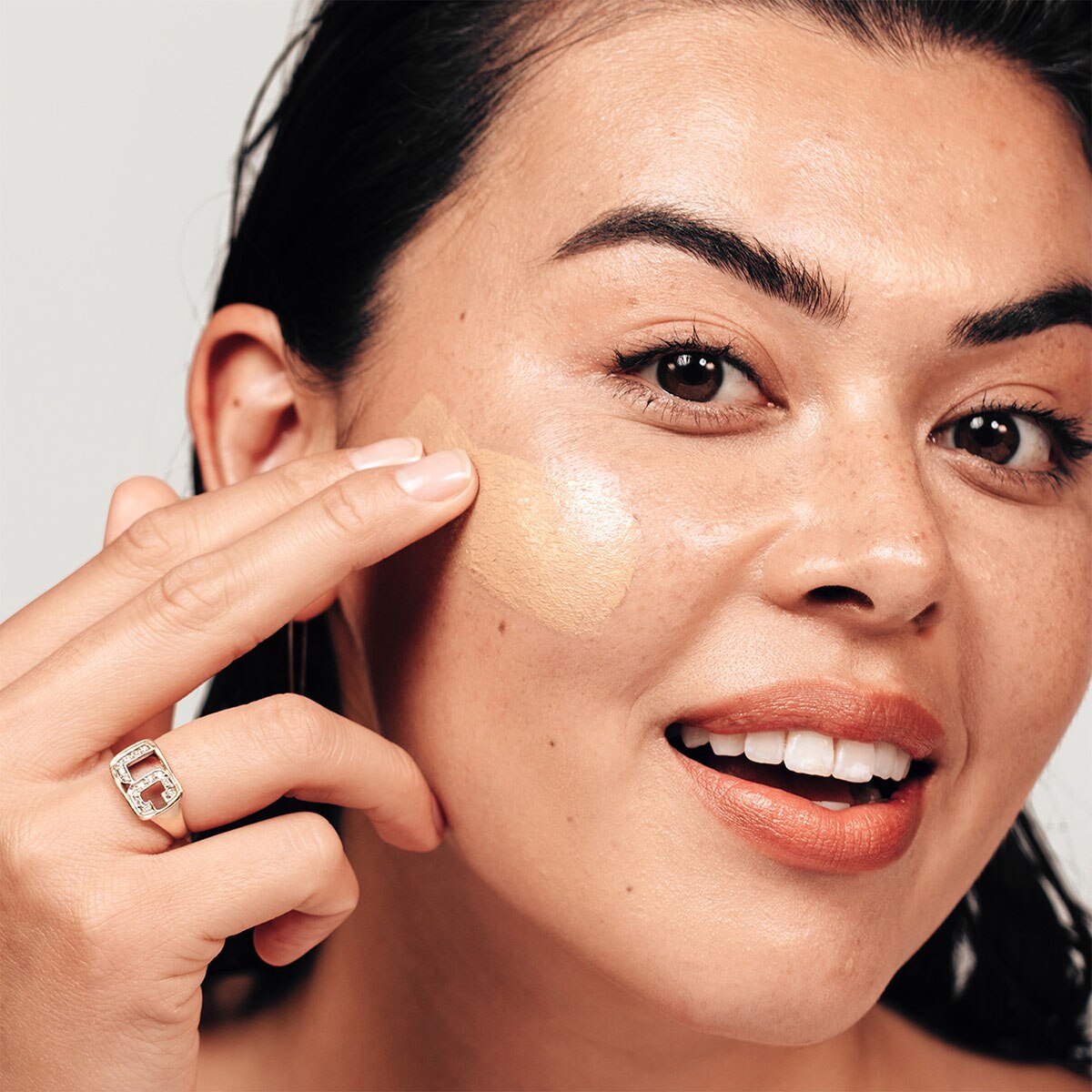 CC SCREEN 100% MINERAL CC CREAM SPF 50