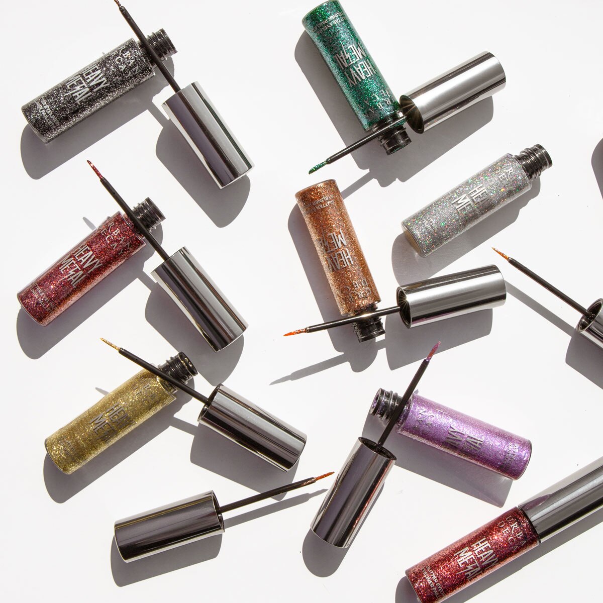 HEAVY METAL GLITTER EYELINER (DELINEADOR L&Iacute;QUIDO)