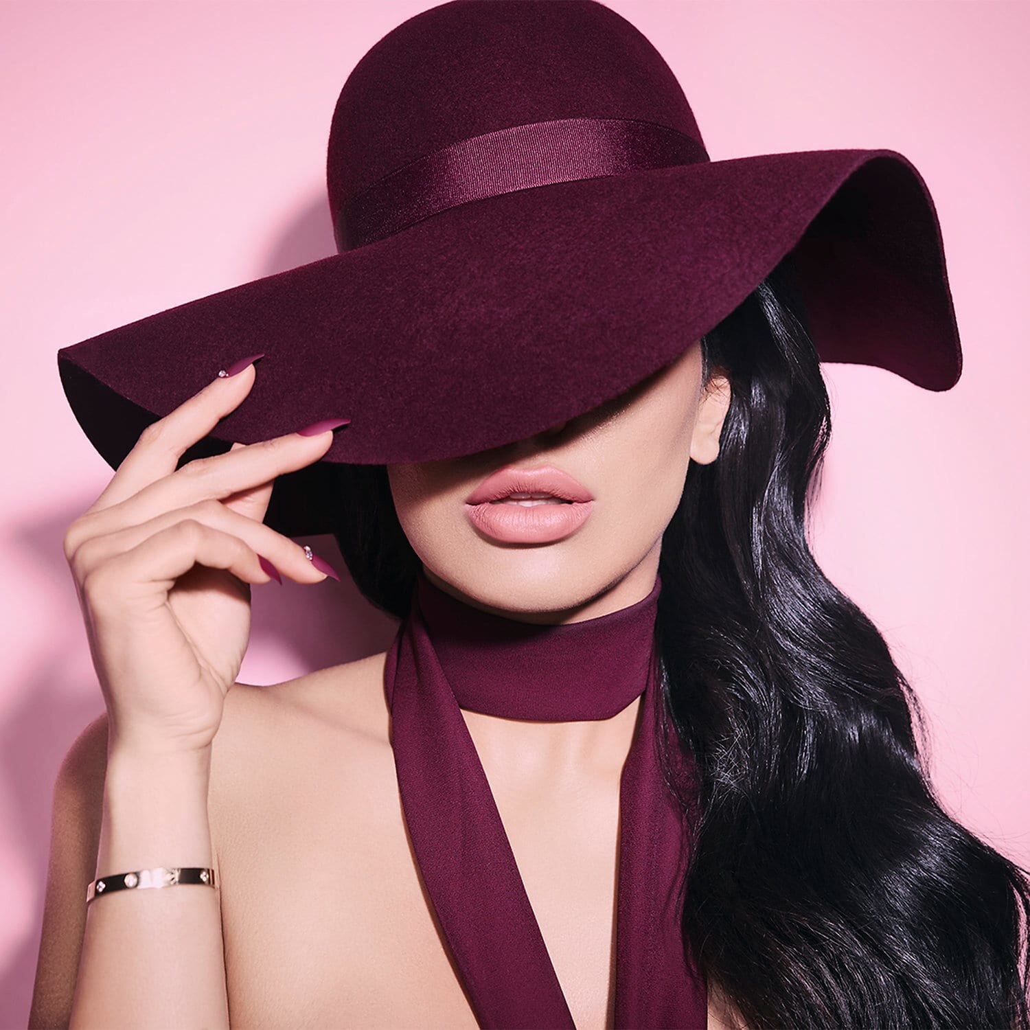 LIP CONTOUR MATTE PENCIL (LAPIZ DELINEADOR PARA LABIOS)