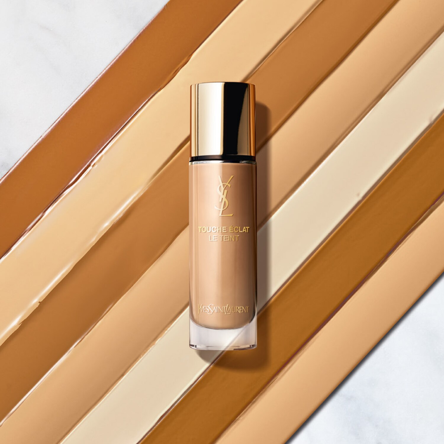 TOUCHE &Eacute;CLAT LE TEINT BR20, SPF22(BASE DE MAQUILLAJE )