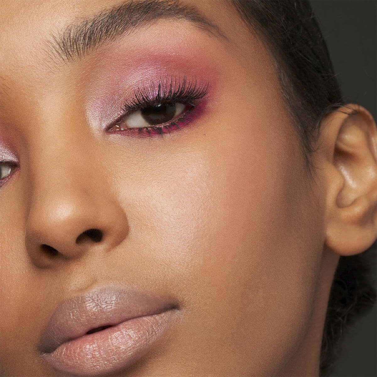 COLOR COCKTAIL (PALETA PARA MEJILLAS, LABIOS Y OJOS)