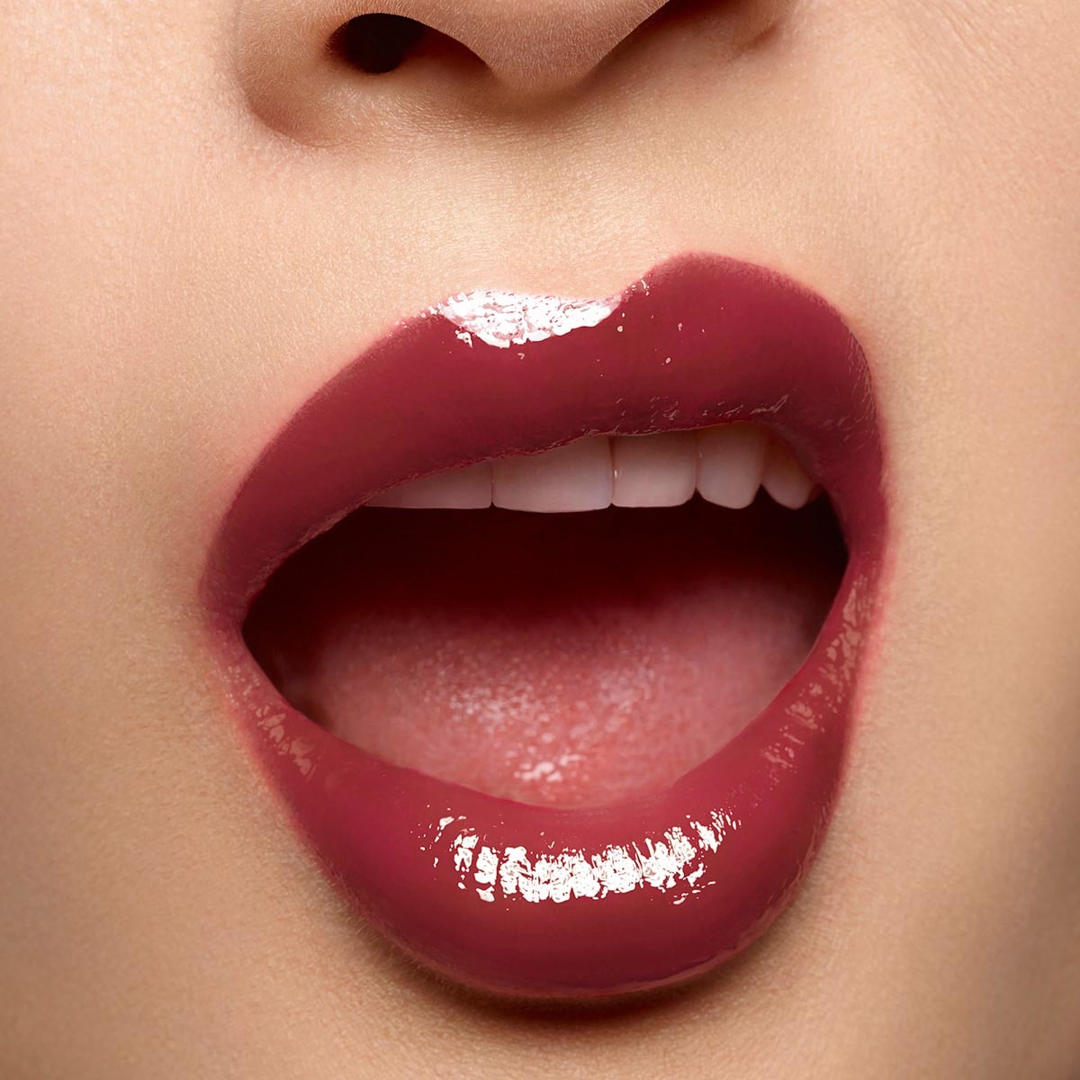 WATER STAIN LIP STAIN VERNIS A LEVRES  (LABIAL L&Iacute;QUIDO)