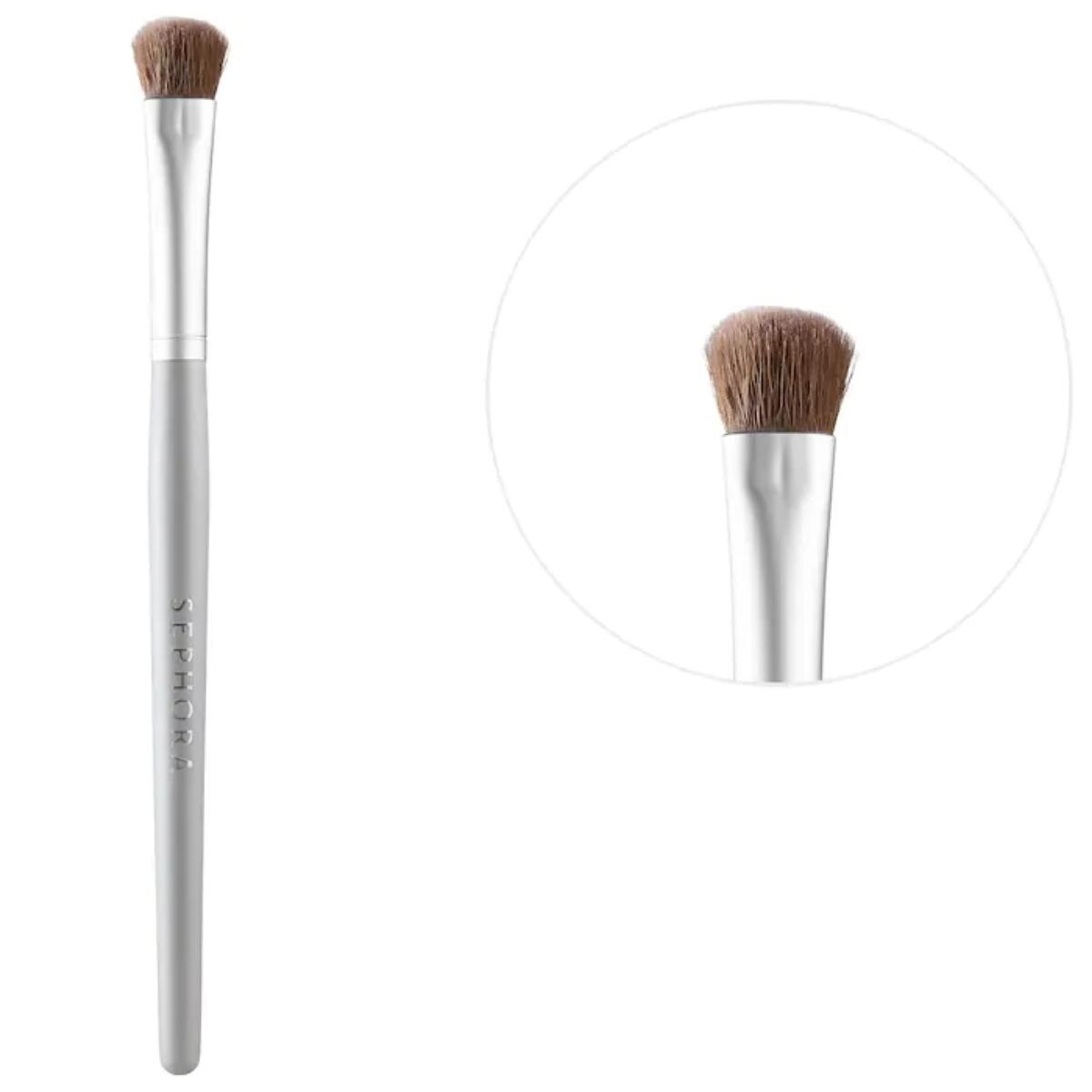 MAKEUP MATCH ALL-OVER EYESHADOW BRUSH (BROCHA PARA SOMBRAS DE OJOS)