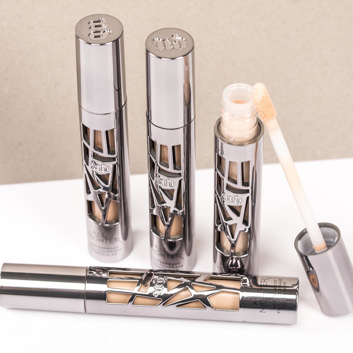 ALL NIGHTER CONCEALER (CORRECTOR)