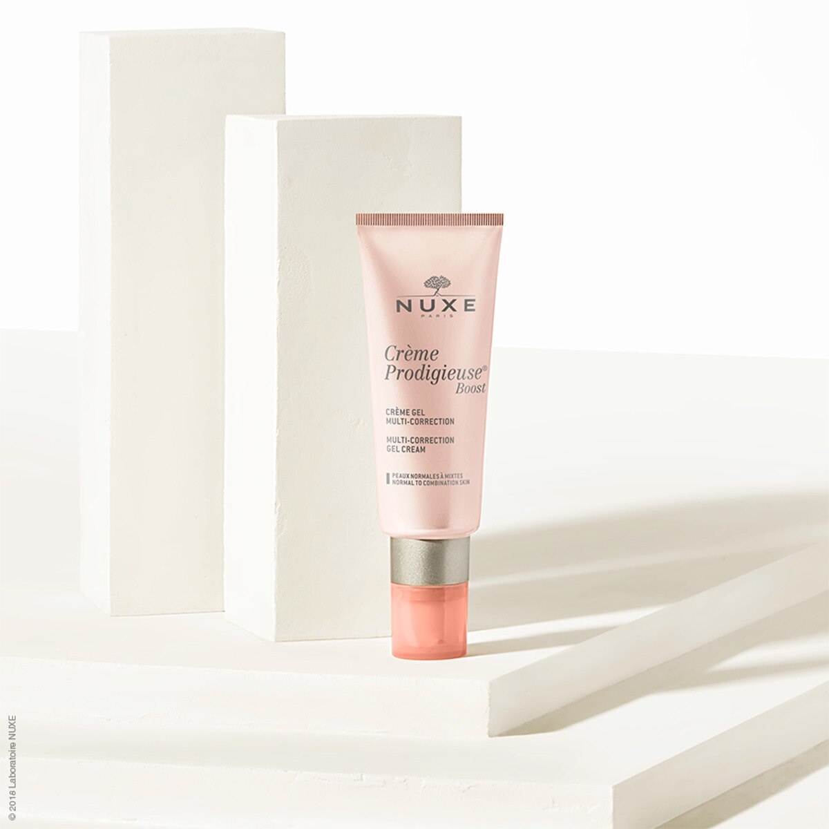 CR&Egrave;ME PRODIGIEUSE BOOST GEL MULTI-CORRECCI&Oacute;N DE D&Iacute;A + HUILE PRODIGIEUSE FLORALE
