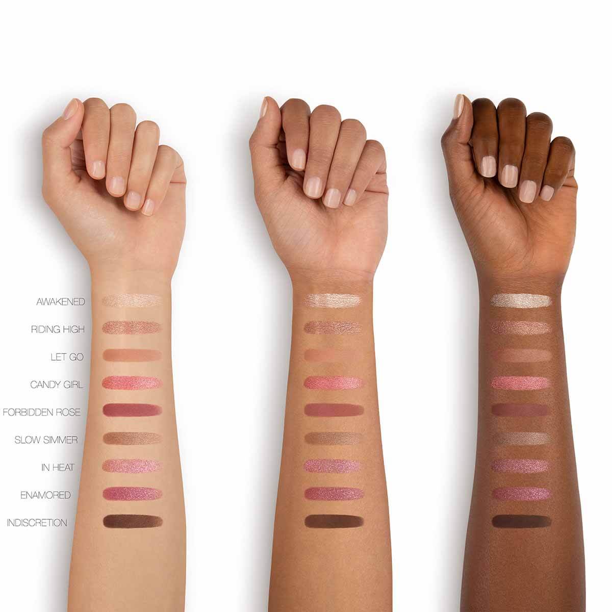 UNINHIBITED EYESHADOW PALETTE (PALETA DE SOMBRAS PARA OJOS)