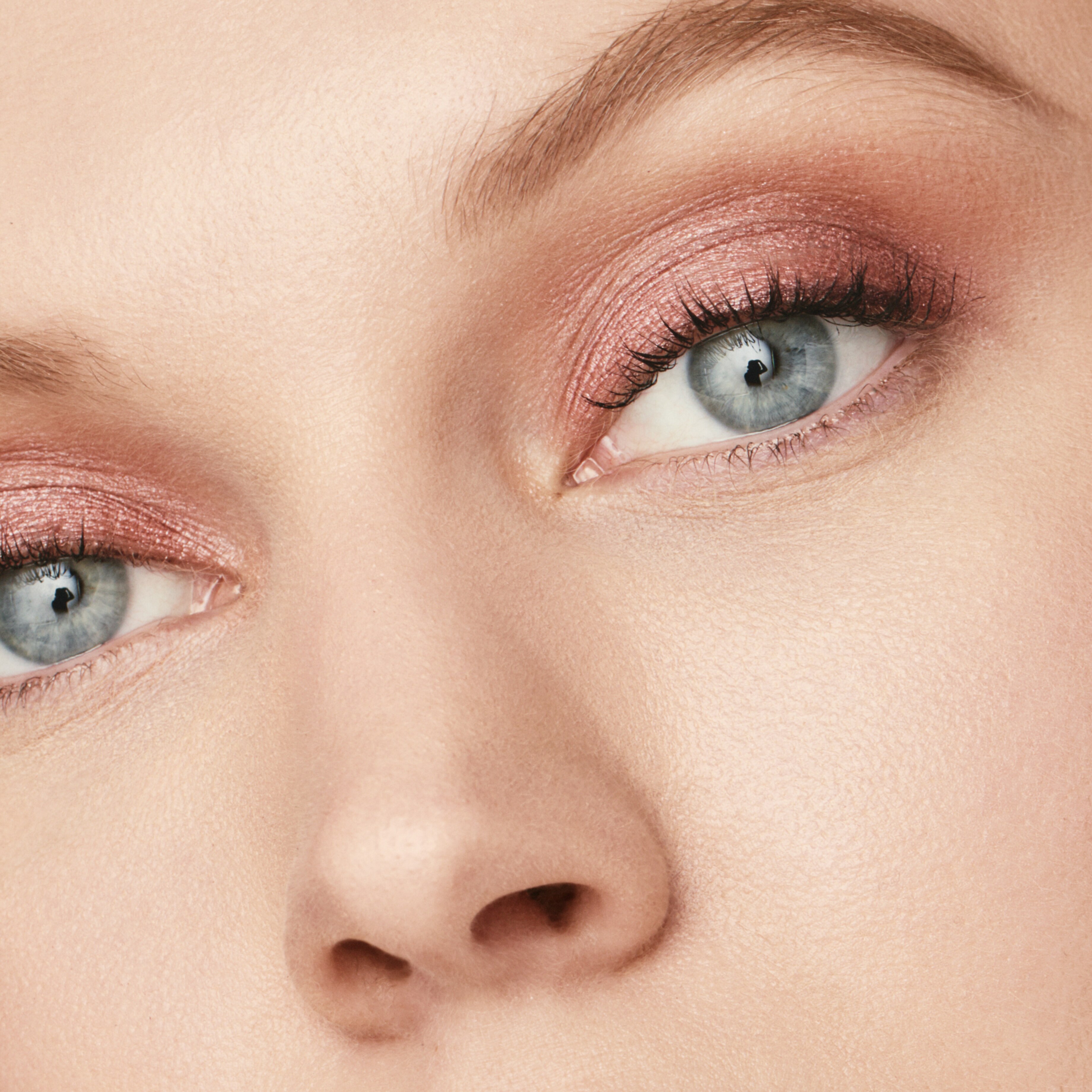 ROSEGLOW CAVIAR STICK EYE COLOR EYE SHADOW STICK (SOMBRA EN BARRA PARA OJOS)