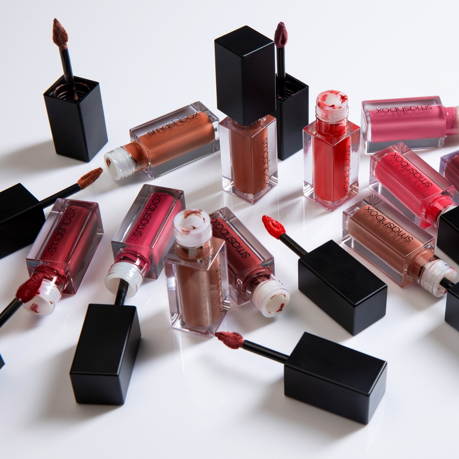 ALWAYS ON LIQUID LIPSTICK (LABIAL CON TEXTURA CREMOSA)